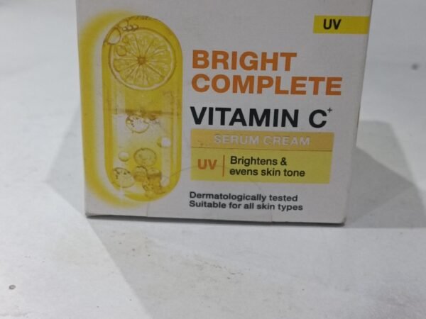 Garnier Bright Complete Vitamin-C face cream (45g)