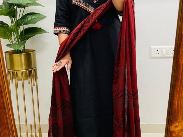 Women's Teal Blue & White Circular Motif Kurta Set with Zig-Zag Panel | Komal Collection