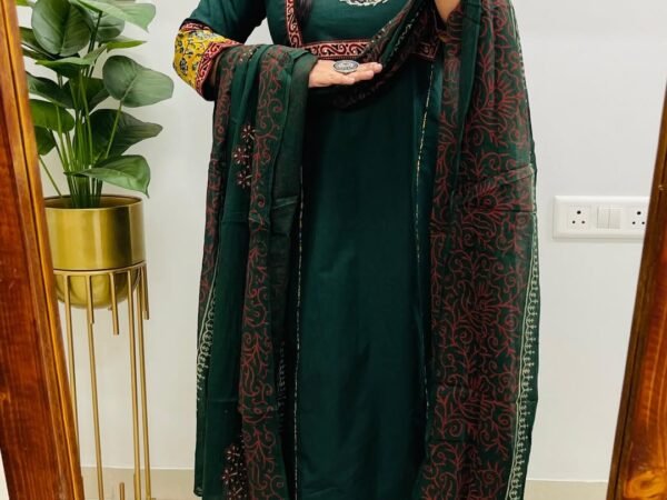 Women's Emerald Green Anarkali Suit with Circular Mirror-Work Embroidery and Red Vine Print Dupatta | Komal Collection