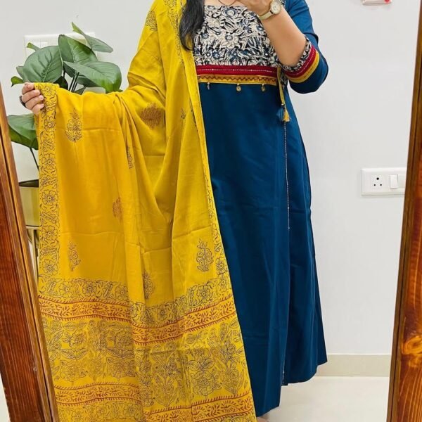 Women's sika work Kurti with Pant with cotton Dupatta | Attirecarat