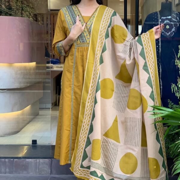 Women's Kurti with pant with dupatta | Attirecarat