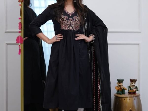 natra cut kurta Style made from cotton - black | Attirecarat