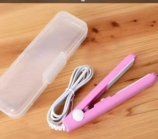 Finest Traveling Mini Straightener (Easy to Carry ) | EmmEmm