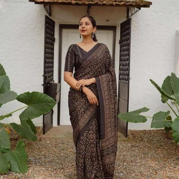Black Pure Cotton Linen Saree Weaved With Zari Comes With Tassels | Crown Fashion