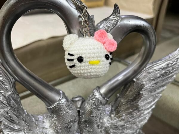 Handmade Designer Kitty Keychain for Men & Women | Trendy Accessory | Deepti Handicraft