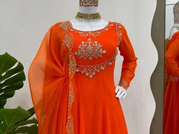 Women’s Faux Georgette Thread Work Kurta Pant Set with Organza Cutwork Dupatta | BRAD LEEZO