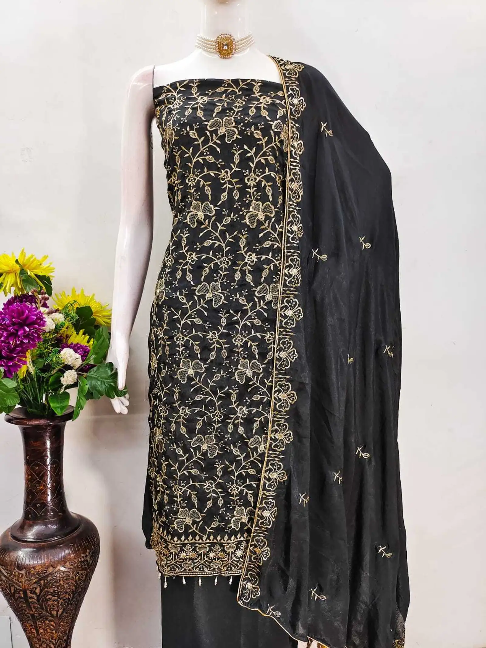 yes-2-2-m-unstitched-2-2-m-emb-gold-001-brad-leezo-original-imahgvhwfnmshgyz