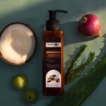 Herbal shampoo and conditioner set for natural hair care, strength, and smoothness.