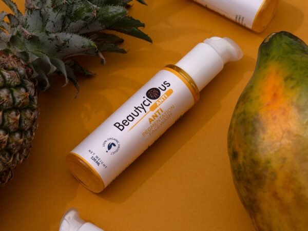 Anti-pigmentation face wash for clear, even skin tone and daily facial cleansing.