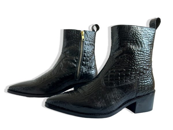 Men’s Black Crocodile Pattern Chelsea Ankle Boots – Premium Leather Side Zip Formal & Casual Boots stepswift